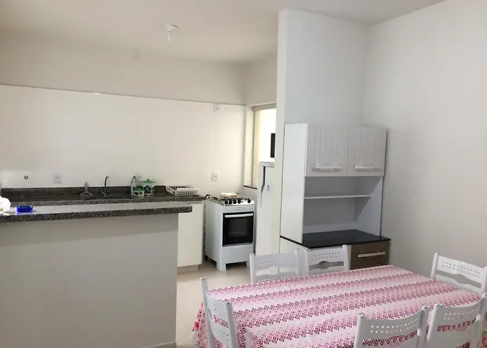 Apartamento No Centro De Capitolio - 104